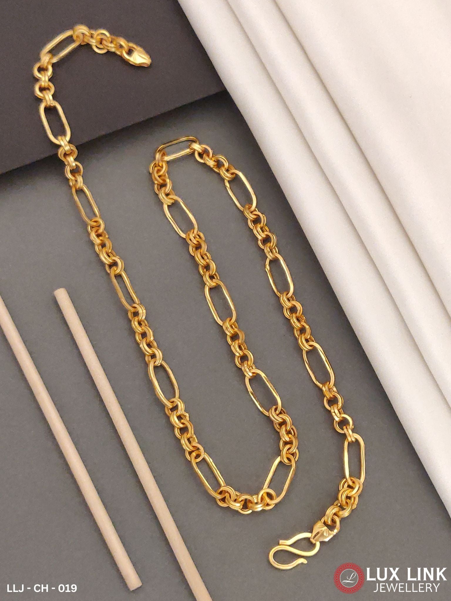 Gold Plated Gorgeous Design Fashionable Design Chain for Men - CH - 019