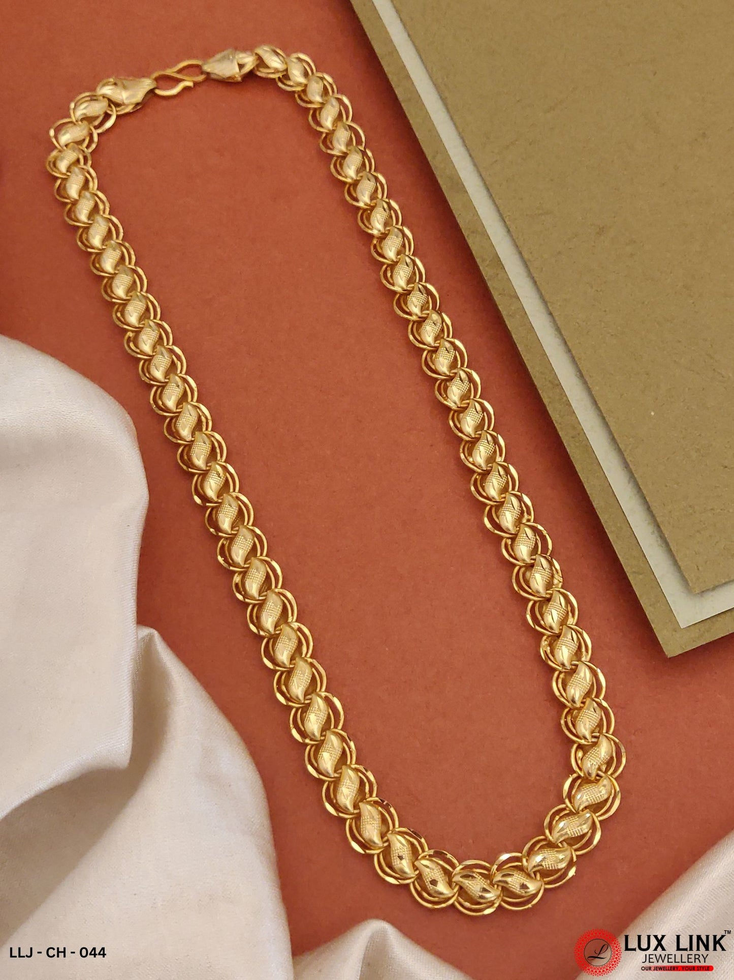 Kohli Superior Quality Sparkling Design Gold Plated Chain for Men -CH-044