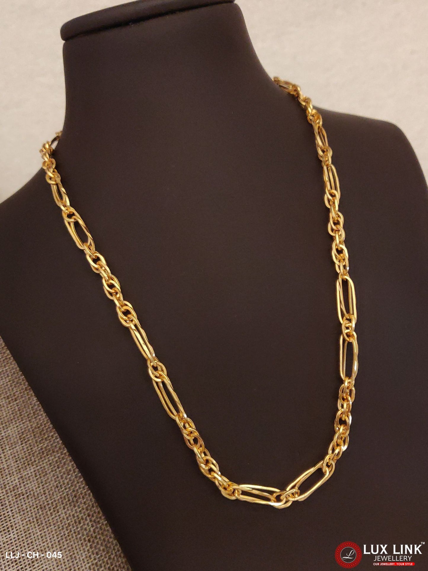 Beautiful Design Premium-Grade Quality Golden Color Chain for Men -CH-045