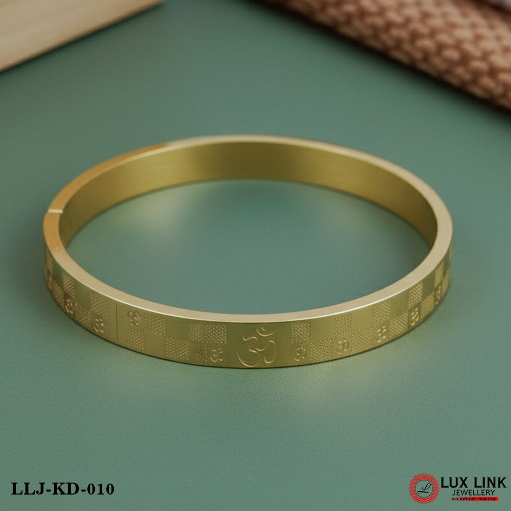 Om Exceptional Design High-Quality Golden Kada for Men - KD - 010