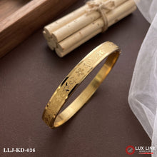 gold-plated floral cuff bangle features a hinged design for Men KD -036