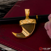 1 Gram Gold Plated Extraordinary Artificial Lion Nail Pendant for Men - PD - 009