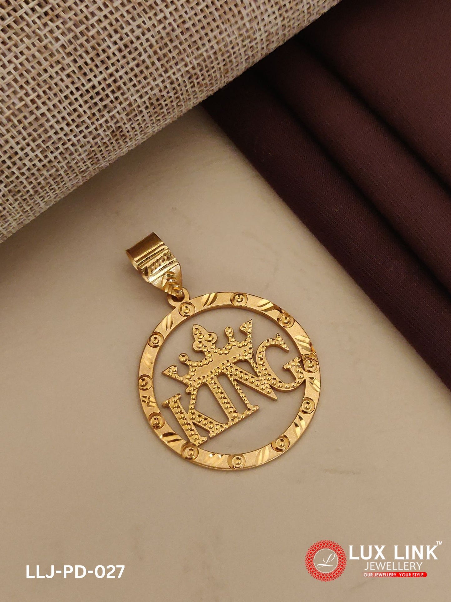 King Letter Micro Gold Plated CNC Cut Pendant With King Crown Design -PD-027